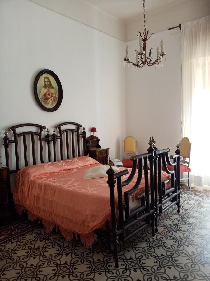 Guesthouse City Center Bari Esterno foto