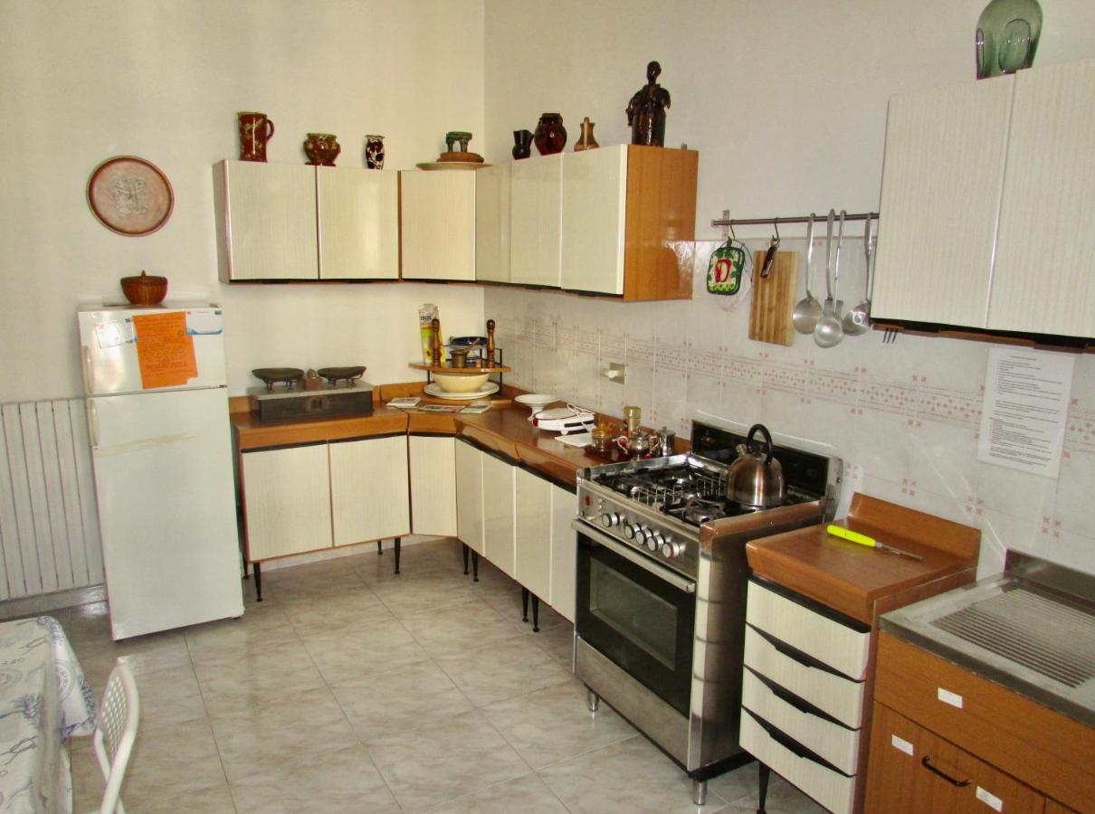 Guesthouse City Center Bari Esterno foto